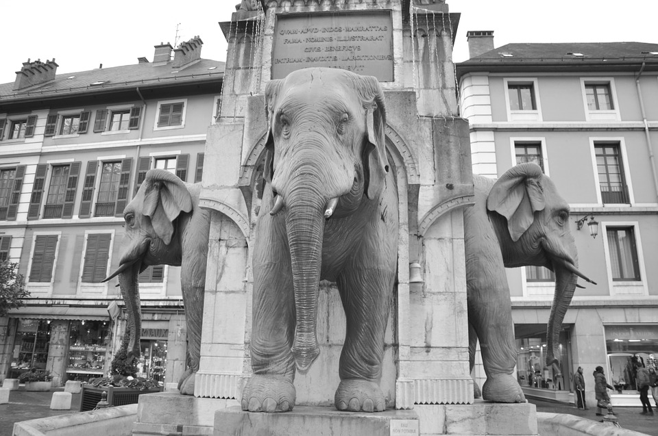 fontaine 4 elephants chambery