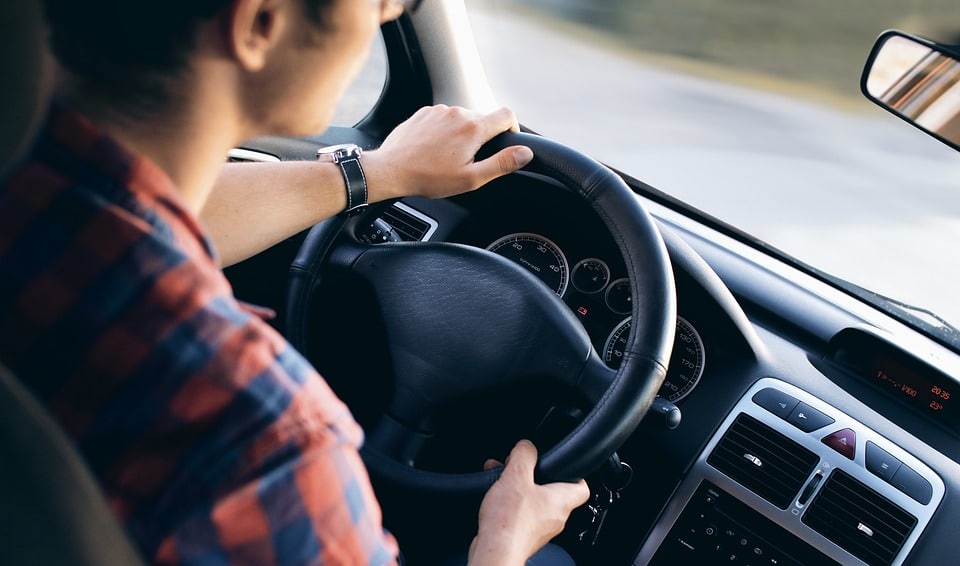 conduire une voiture en ville